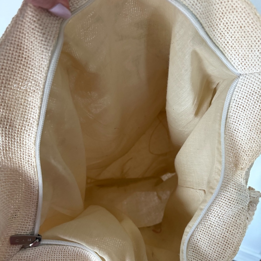 Beige Floral Embroidered Straw Tote Bag - Picture 8 of 9